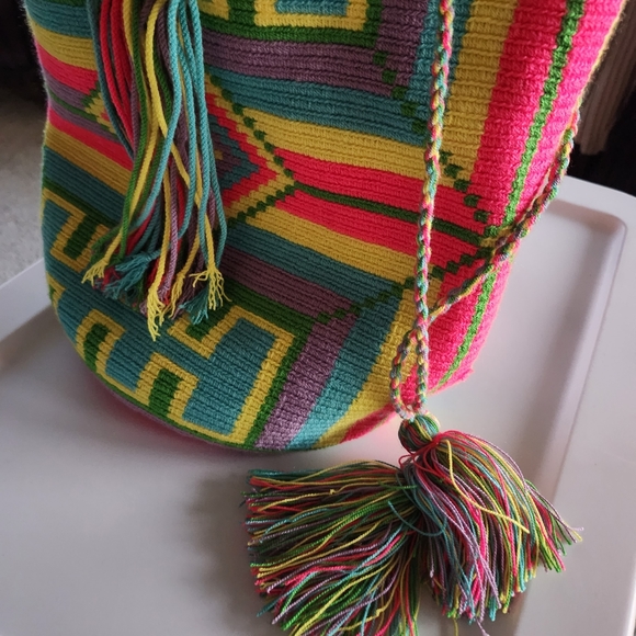 Handmade colorful bucket bag - Picture 5 of 5